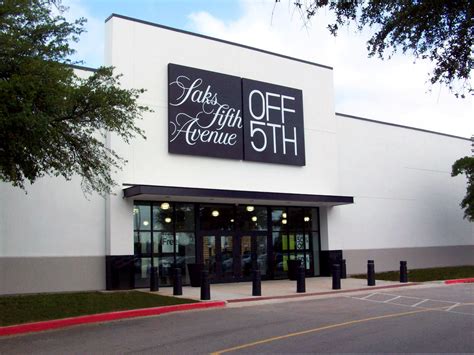 saks fifth off near me